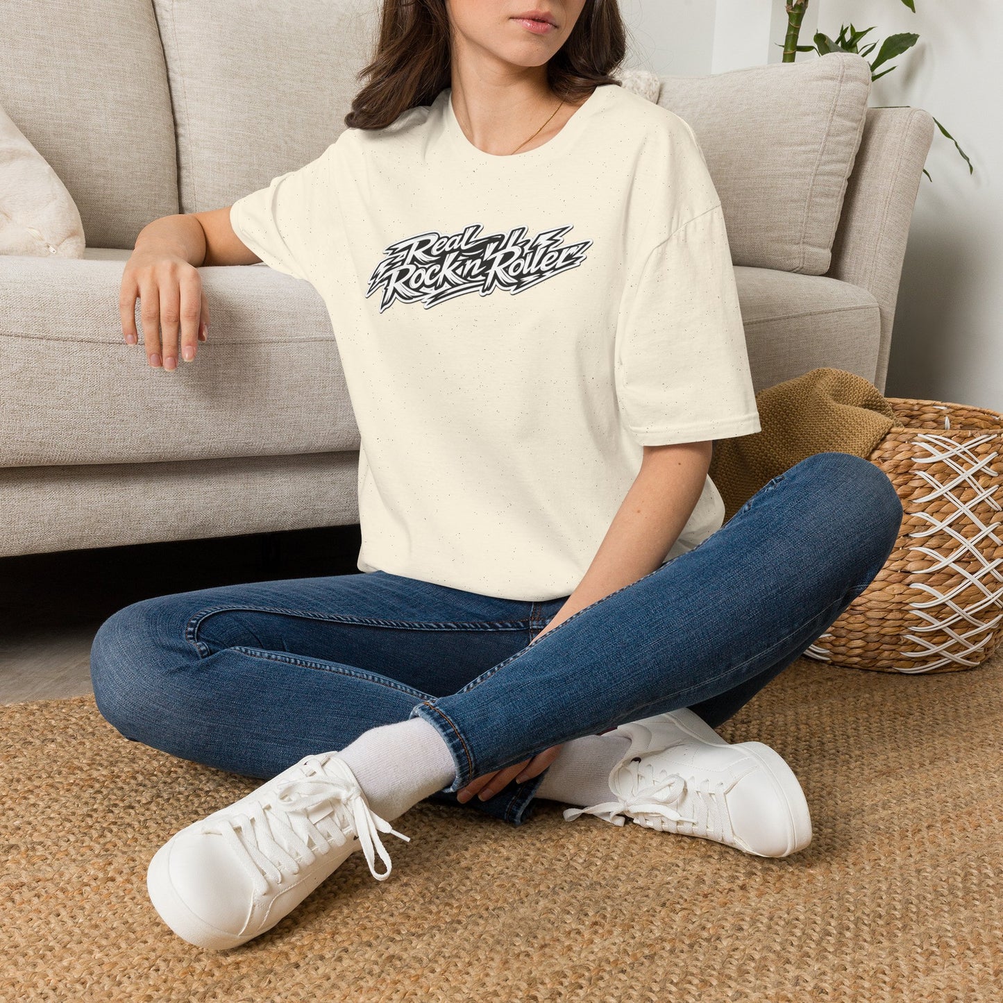 "Rock n Roll Is In My Soul" Signiture Graphic T-Shirt — "Real Rock n Roller" Retro Band Tee