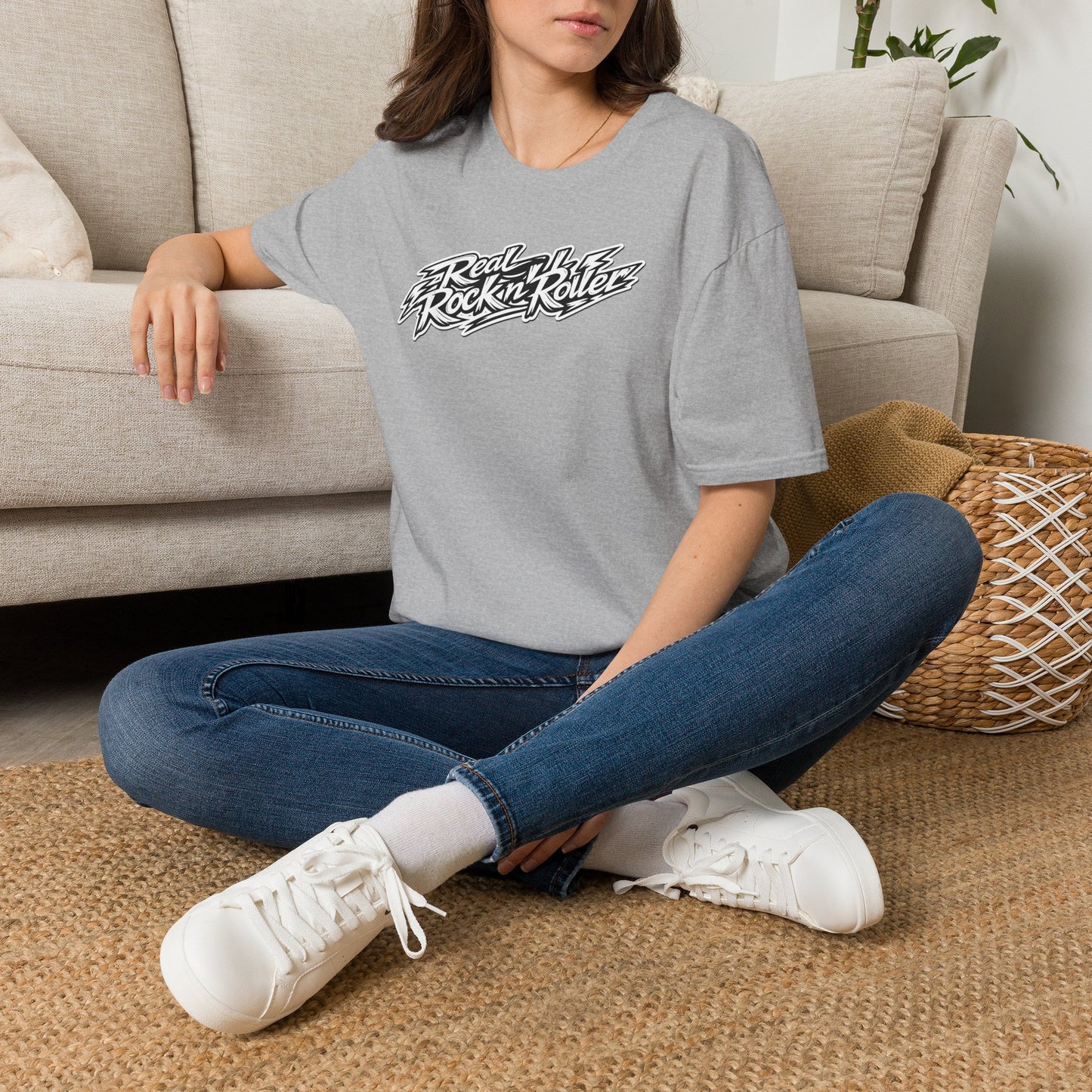 "Rock n Roll Is In My Soul" Signiture Graphic T-Shirt — "Real Rock n Roller" Retro Band Tee