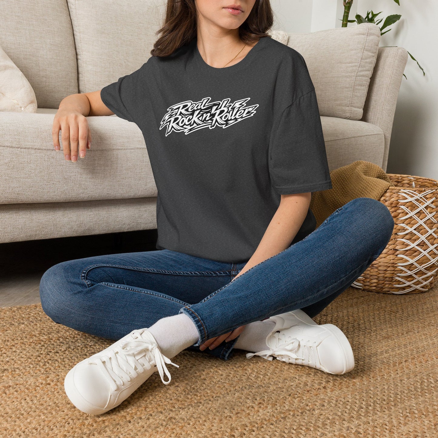 "Rock n Roll Is In My Soul" Signiture Graphic T-Shirt — "Real Rock n Roller" Retro Band Tee