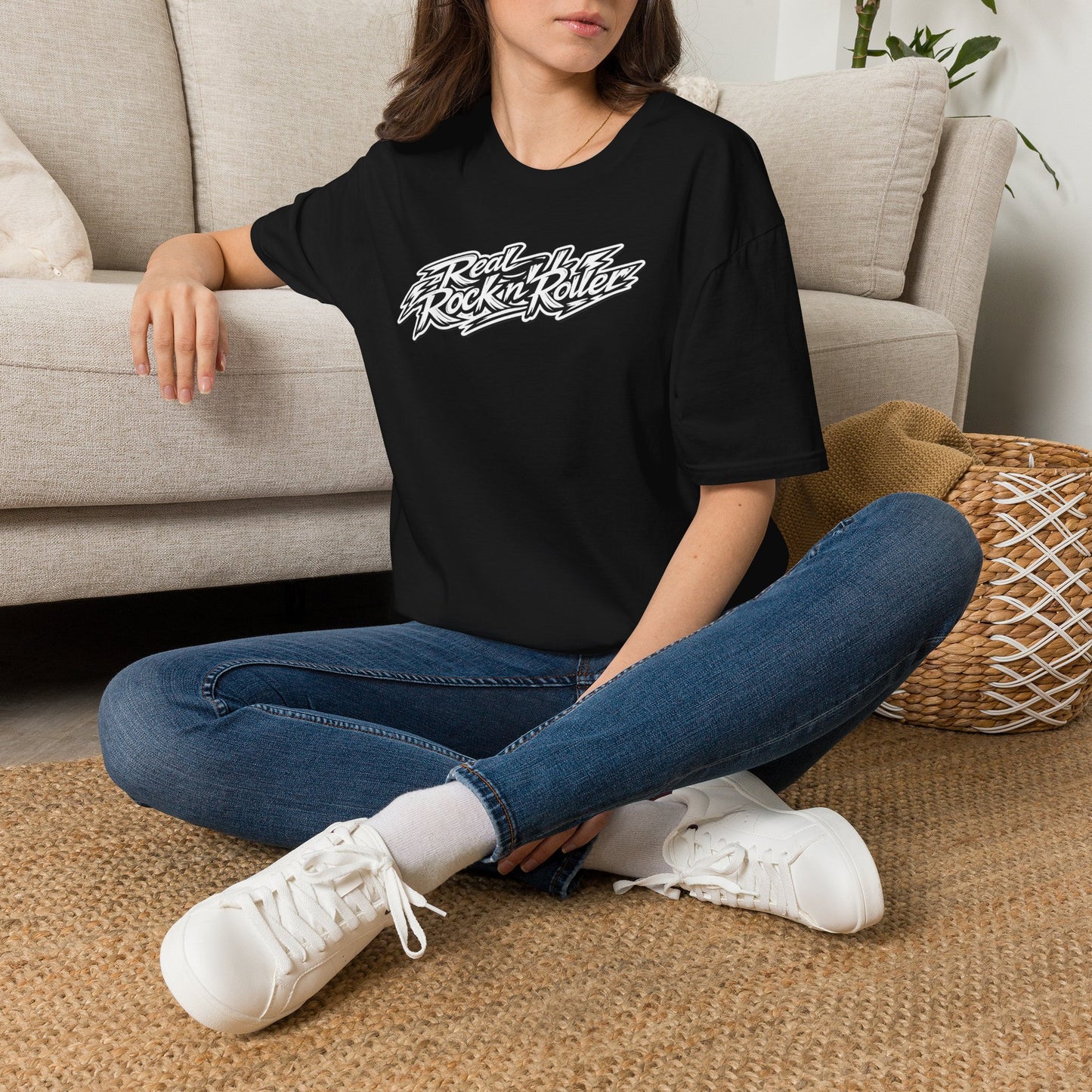"Rock n Roll Is In My Soul" Signiture Graphic T-Shirt — "Real Rock n Roller" Retro Band Tee